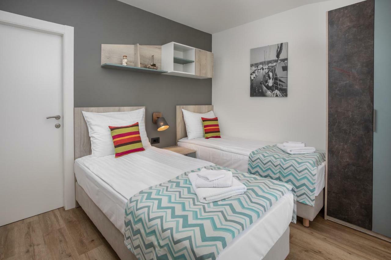 Holiday Homes Kanajt Punat Exterior foto